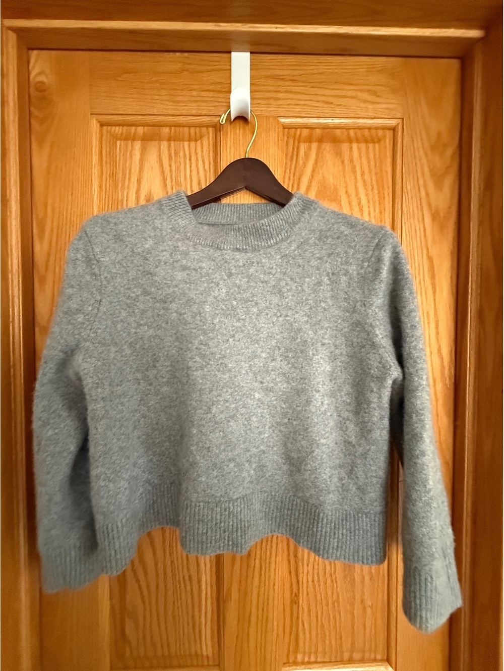Quince cashmere sweater